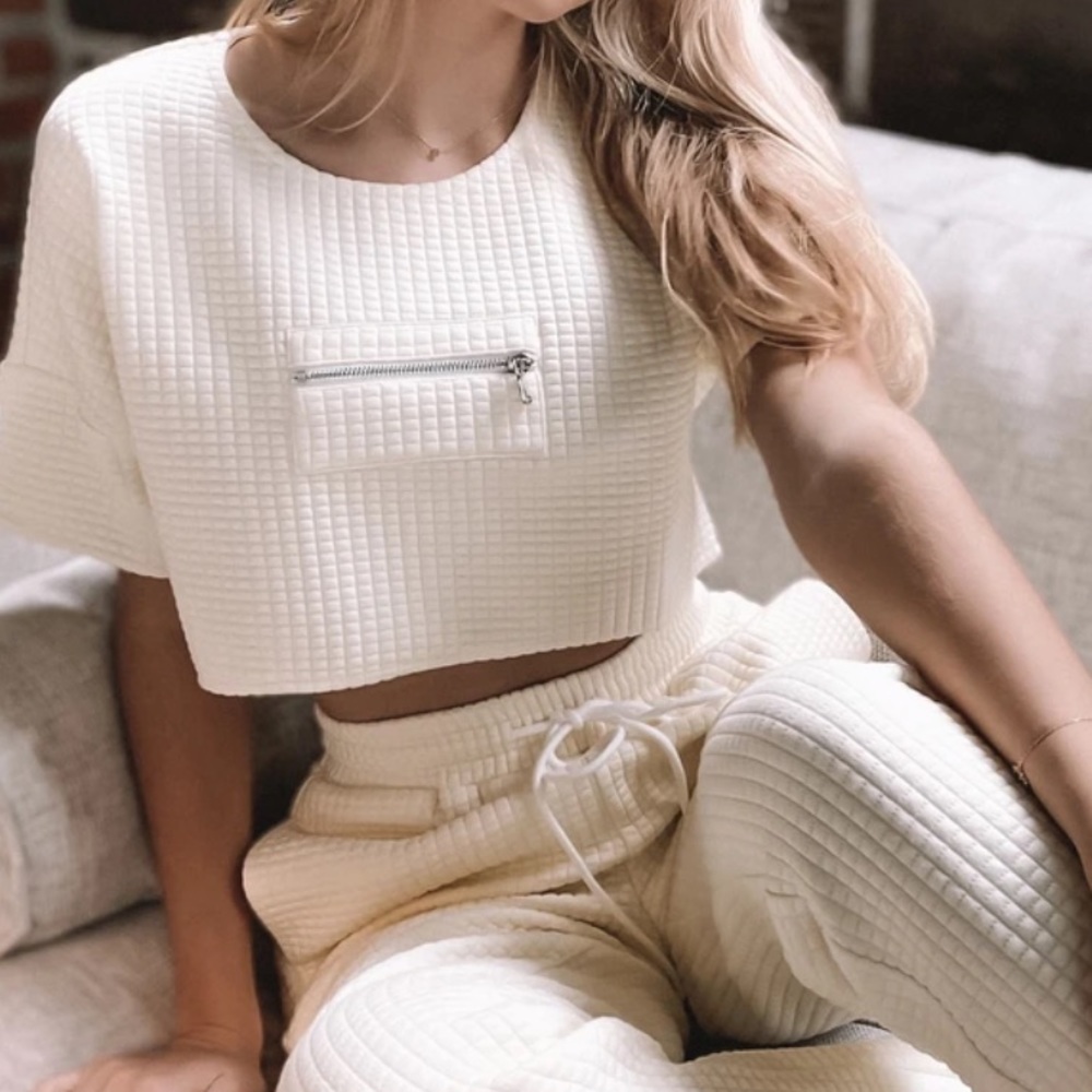 By Egreis Cropped Top w/Functional Zipper